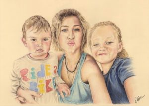 Portrait dessin d'après photo d'une mère avec ses deux petits enfants