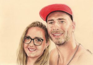 Portrait d'après photo d'un jeune couple en couleur