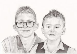 Portrait dessin de deux jeunes frères en noir et blanc