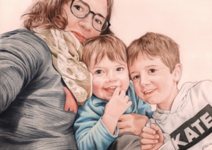 Portrait dessin d'une maman avec ses deux fils