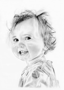 Portrait dessin en noir et blanc d'une petite fille souriante