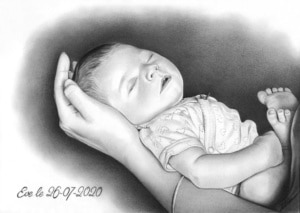 Portrait de naissance d'un bébé en noir et blanc